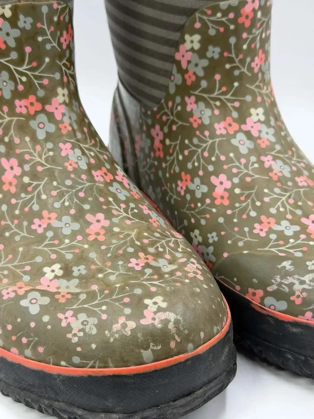 BOGS Classic Flower Stripe Boots Youth 5 Waterproof Insulated -30°F Floral